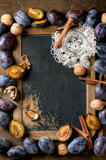 Prunes et noix au tableau