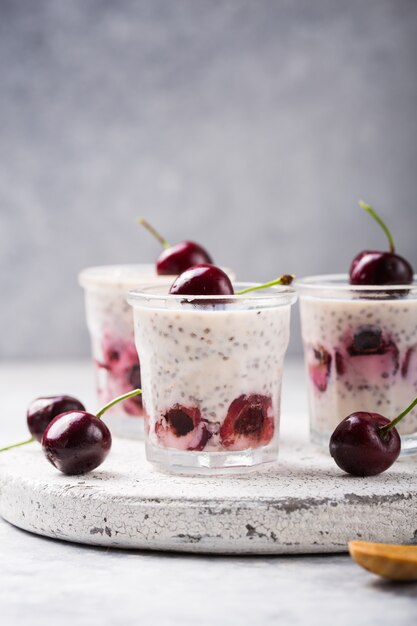 Pudding de chia à la cerise