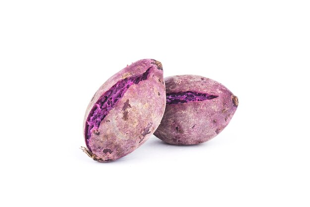 Purple Sweet Patatoes sur blanc