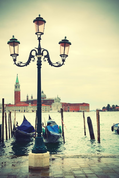 Quai à Venise, Italie. Style rétro.