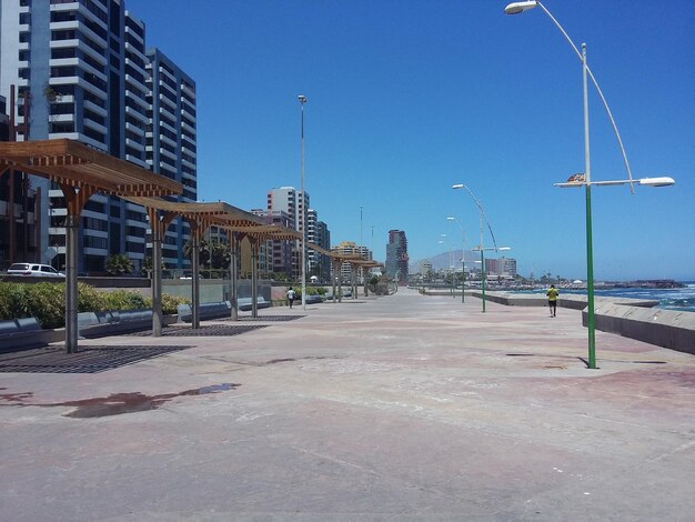 Quai de la ville sur le port d'Antofagasta Chili