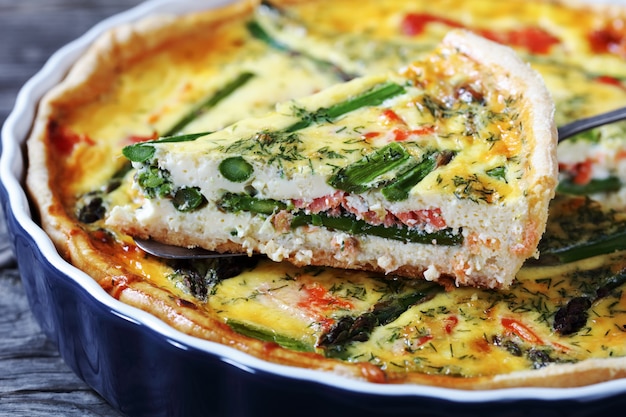 quiche farcie au saumon et aux asperges