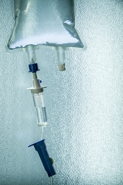 Équipement de perfusion intraveineuse à l'hôpital