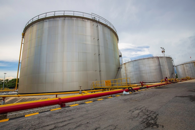 Équipement d'usine de réservoir pour le pétrole et le gaz d'entrée de canalisation.