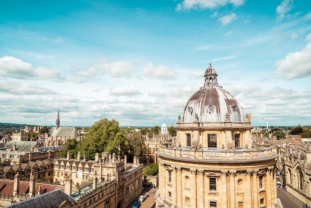 Radcliffe Camera et All Souls College de l'université d'Oxford. Oxford, Royaume-Uni.