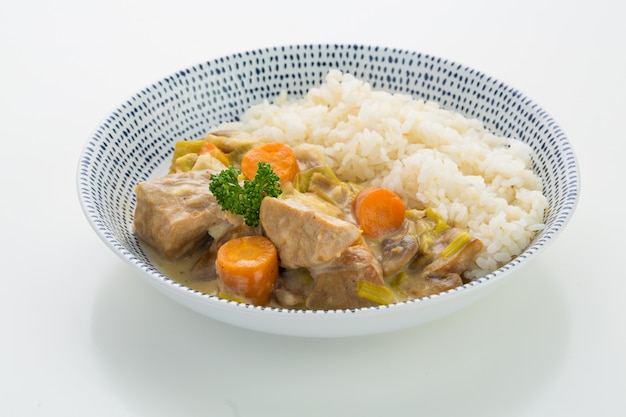 Photo ragoût de veau en assiette