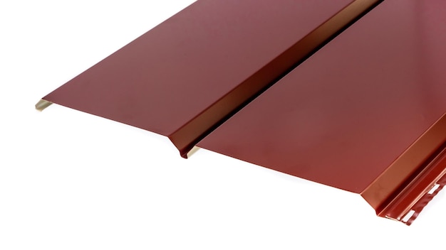Rails de blockhaus pour éléments de profilés métalliques colorés de clôture isolés