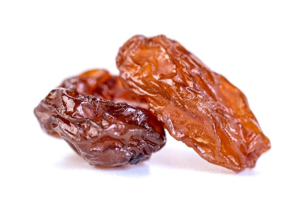Raisins secs, raisins secs isolés. Fruit sec
