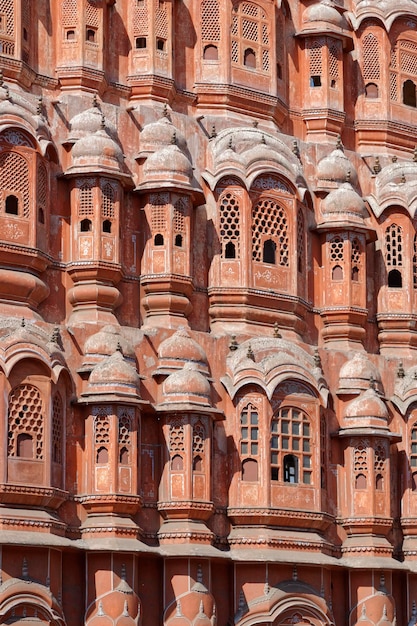 Rajasthan, Jaipur, la façade du Palais des Vents (Hawa Mahal), construite en 1799 par le Maharaja Sawai Pratap Singh