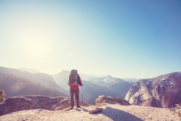 Randonnée dans les montagnes de Yosemite