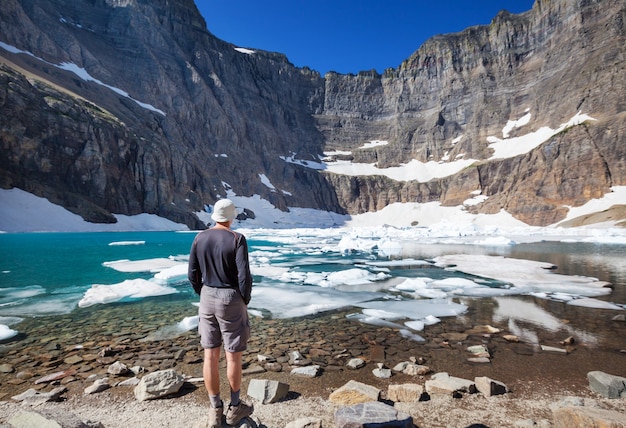 Randonnée dans le parc national des Glaciers, Montana