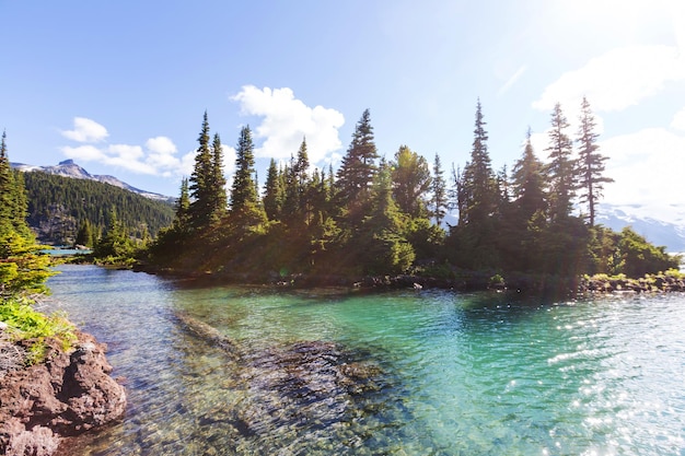 Randonnée sur le lac Garibaldi près de Whistler, BC, Canada.