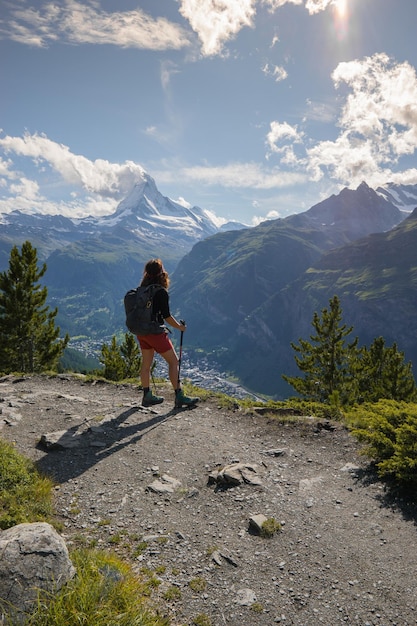 Randonneur paysage du cervin