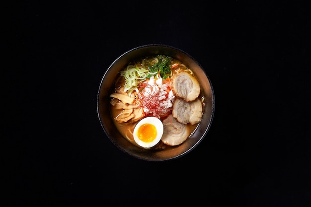 Recette de bouillon de ramen au miso