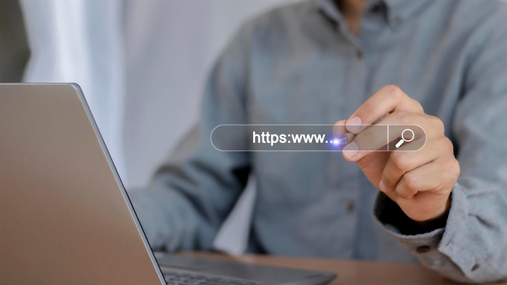 Photo recherche d'informations sur l'optimisation des moteurs de recherche internet avec une barre de recherche vide