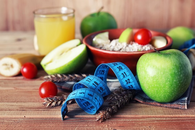 Régime de céréales pour le petit déjeuner aux pommes