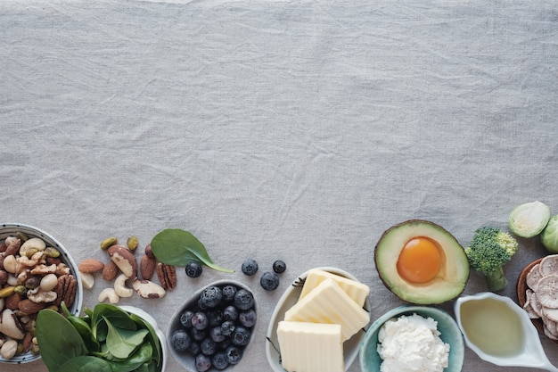 Régime Cétogène, Faible Teneur En Glucides, En Gras Et En Nourriture Saine