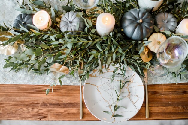 Réglage de la table d'Halloween ou de Thanksgiving