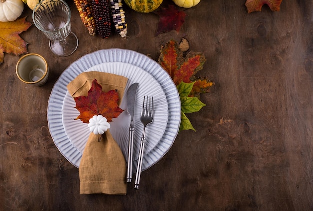 Réglage de la table de Thanksgiving automne automne