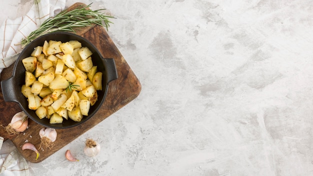 Repas De Pommes De Terre Avec Copie-espace