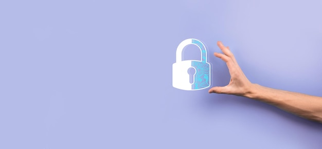 Réseau de cybersécurité Icône de cadenas et mise en réseau de la technologie Internet Homme d'affaires protégeant les données personnelles interface virtuelle Concept de confidentialité de la protection des données GDPR UEcriminalité numérique