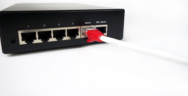 Réseau LAN et connexion Internet Prise de câble Ethernet RJ45 vers routeur port modem lan