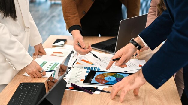 Réunion d&#39;affaires dans un bureau