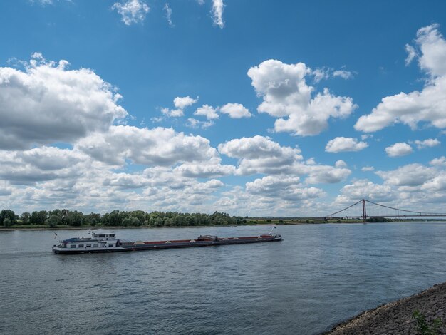 Photo le rhin près d'emmerich