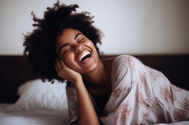 Rire heureuse femme noire au lit Positif naturel Générer Ai