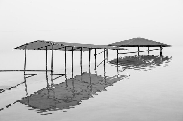 Le rivage de la mer Morte du côté israélien.