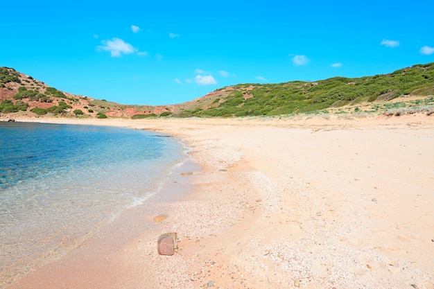 Rivage sablonneux à Porticciolo Sardaigne