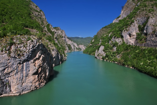 Rivière Drina en Bosnie-Herzégovine