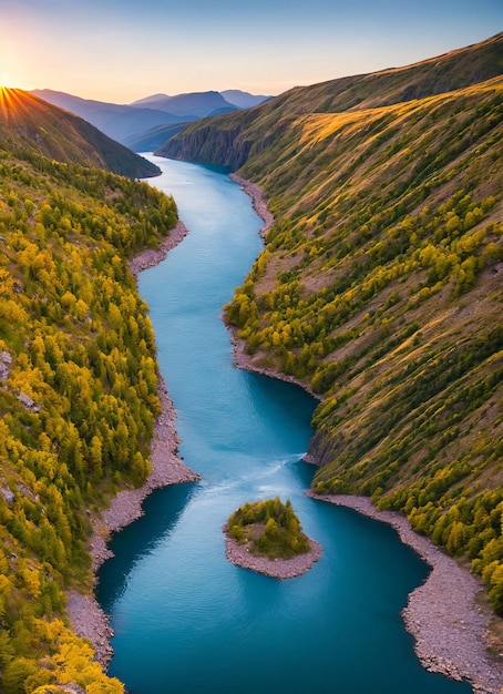 Une rivière traverse une vallée avec des montagnes en arrière-plan