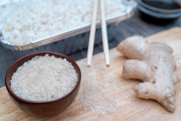 Riz blanc alimentaire asiatique.