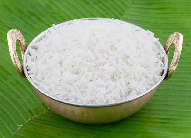 Photo riz cuit sain et frais