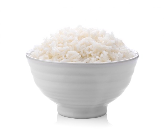 Riz dans un bol blanc