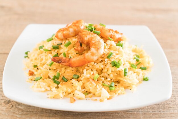 riz frit aux crevettes