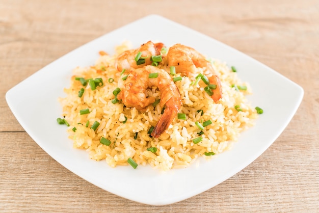 riz frit aux crevettes