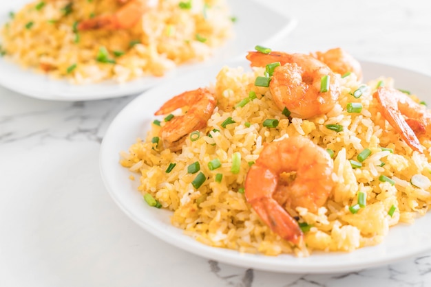 riz frit aux crevettes