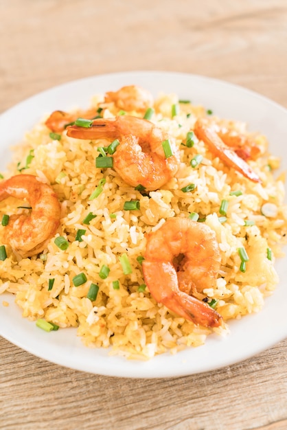 riz frit aux crevettes