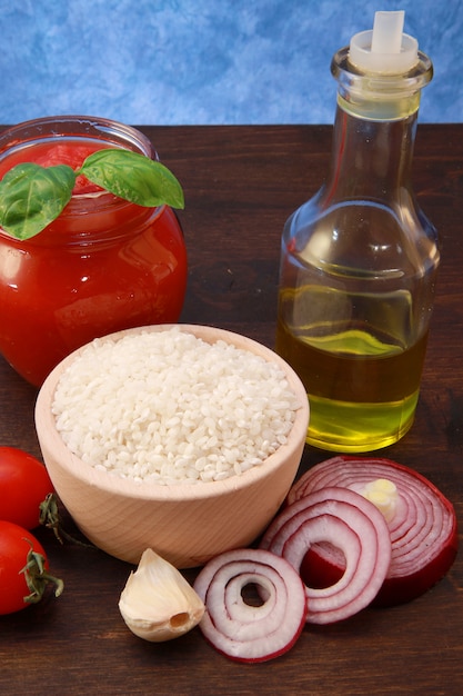 riz et ingrédients pour risotto