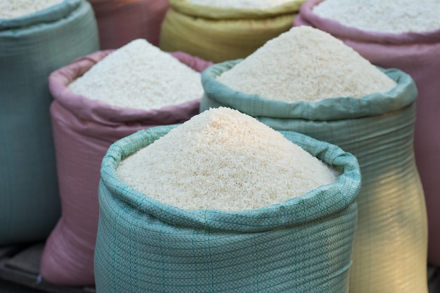 Riz à la rue du marché de la nourriture du matin à Luang Prabang, au Laos