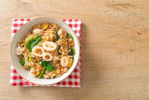 Riz sauté aux calamars ou poulpes