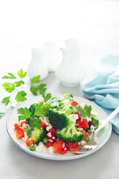 Riz végétarien risotto aux légumes