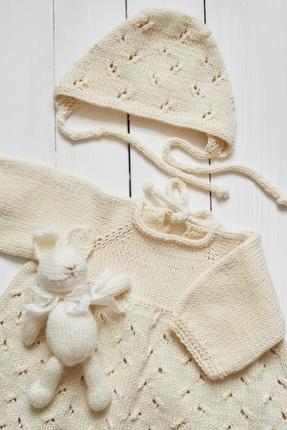 Photo robe tricotée vêtements enfants et accessoires pour le tricot broderie et tricot loisirs et créativité tricoter pour les enfants fait à la main loisirs et créativité