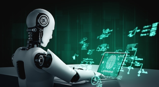 Robot humanoïde utilise un ordinateur portable et s'asseoir à table dans le concept de cerveau de pensée AI
