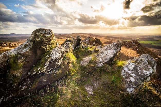 Roch Trevezel éclairé par le coucher de soleil Photographie prise en France