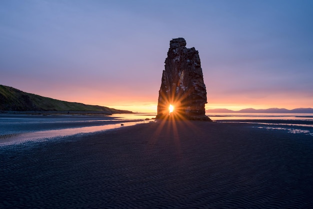 Rocher de Hvitserkur en Islande