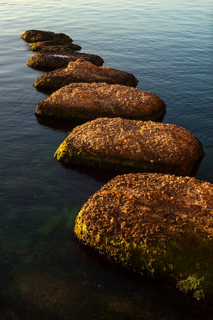 Rocher sur la mer, Syracuse