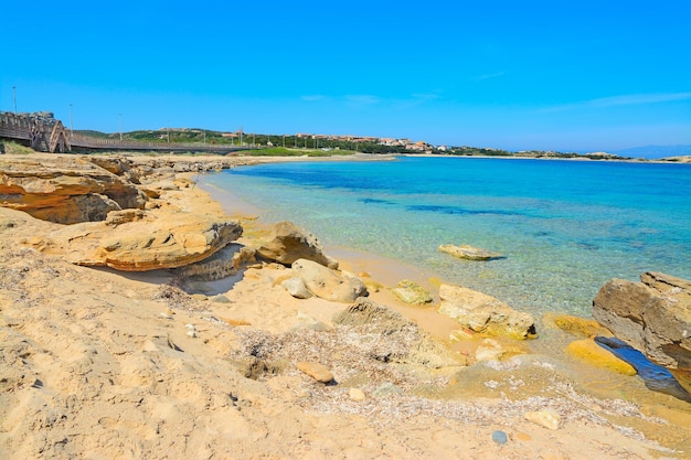 Roches jaunes à Capo Testa Sardaigne